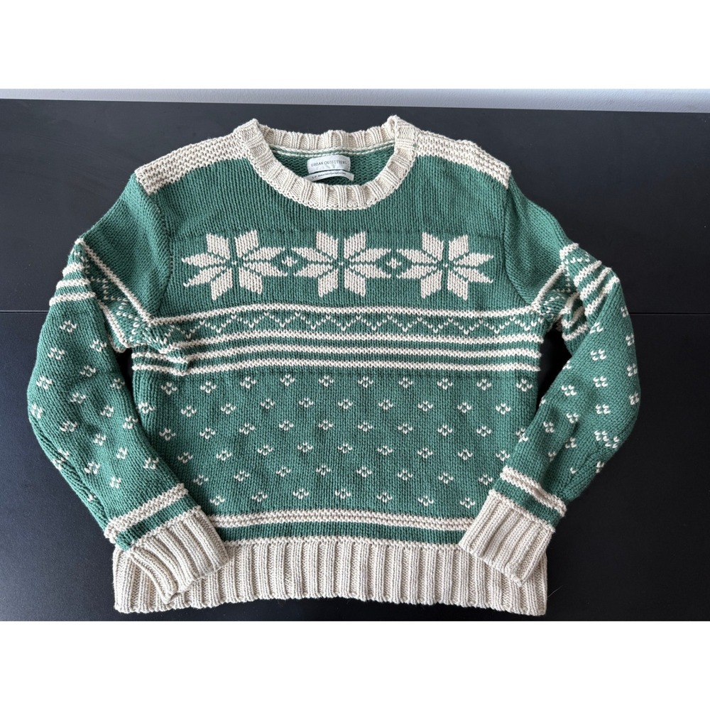 Urban Outfitters Green Fair Isle Snowflake Knit Crewneck Sweater Small